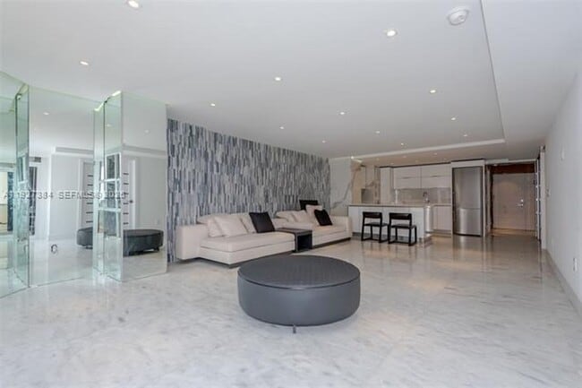 Photo - 6423 Collins Ave Unidad 6423 Collins Ave appt 304