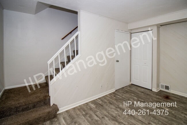 Photo - 450 Kenwood Dr