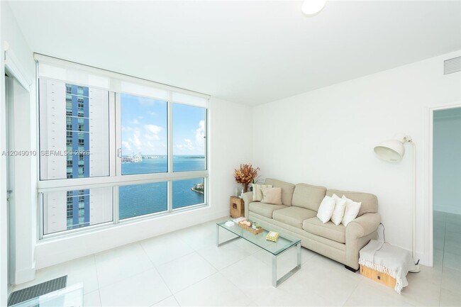 Photo - 300 S Biscayne Blvd Unit T-2814