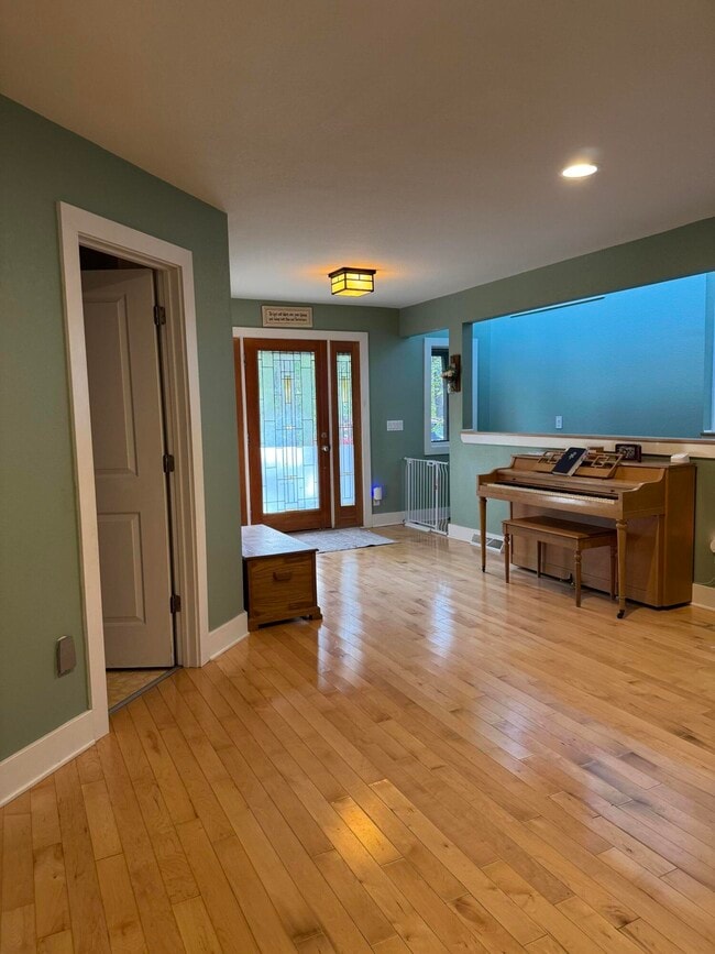 Photo - 37835 Atkins Knoll Rd