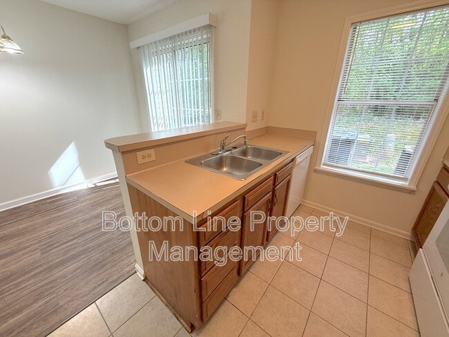 Photo - 6330 Windsor Gate Ln