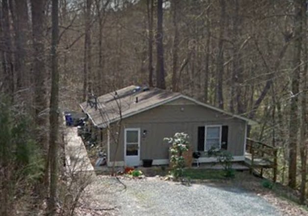 Building Photo - 1007 Wave Rd Unit A