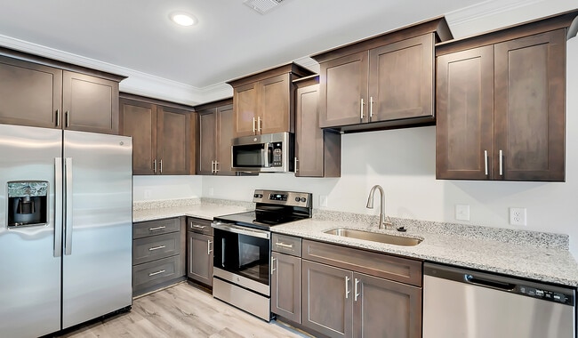 Functional kitchen layouts in all floorplan varieties