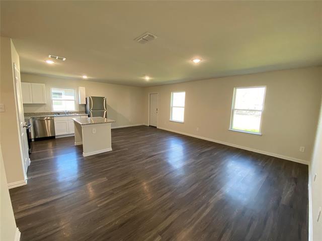 Photo - 104 Holiday Dr