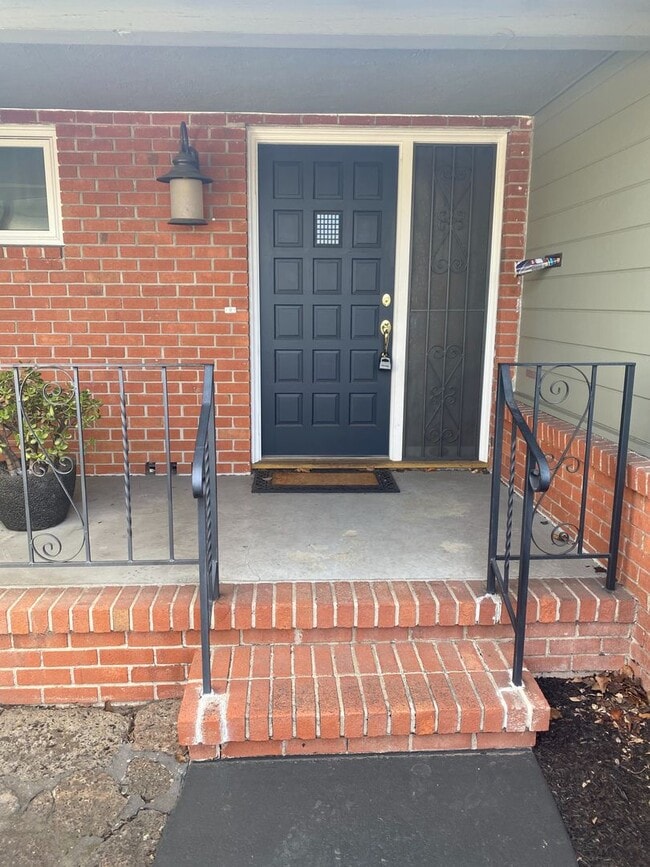 Photo - Immaculate shape 3 bedroom 2.5 bath home in San Leandro