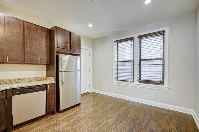 Photo - 2013 N Hoyne Ave Unit 2