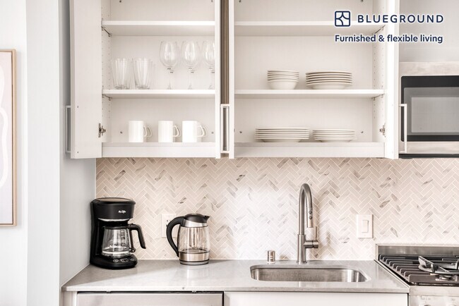 Photo - 704 Spring St Unit FL14-ID443