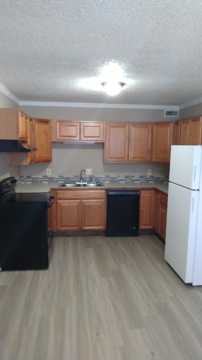 Photo - Welcome Home to your 2 Bedroom | 1 Bathroom Apartment Home located at Chateau Royal in Orange, TX! Unit 30