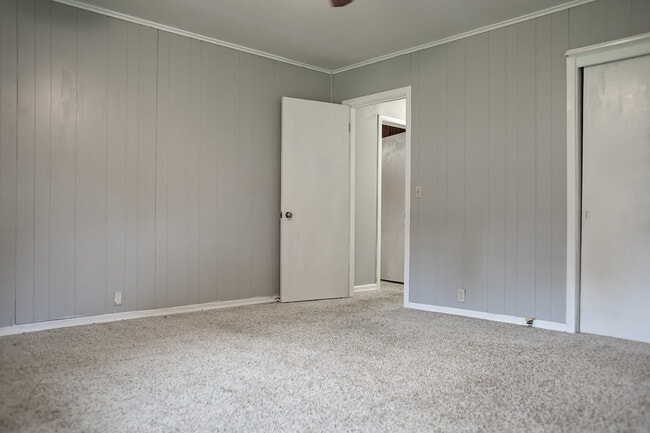 Photo - 2109 E Goliad Ave