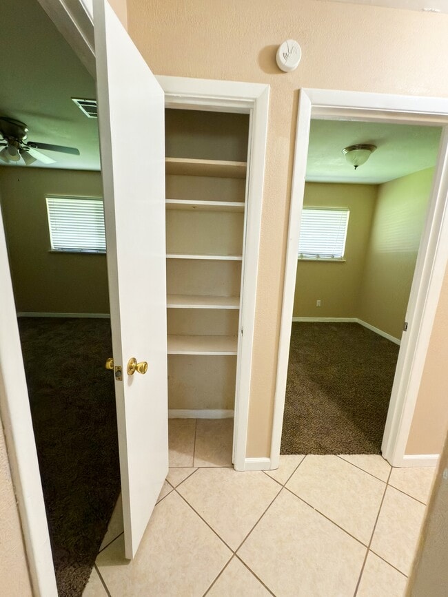 Photo - 165 Smelker Ave