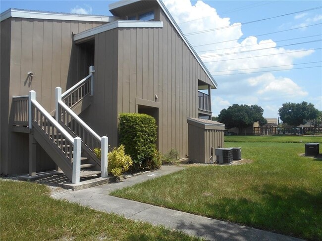 Building Photo - 5771 Peregrine Ave Unit A01 Rental