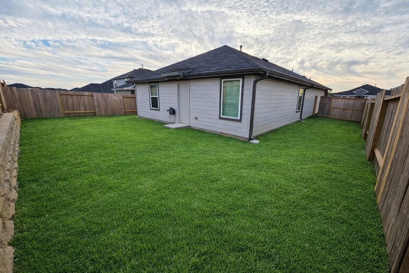 Photo - 40962 Seasoned Oak Ln