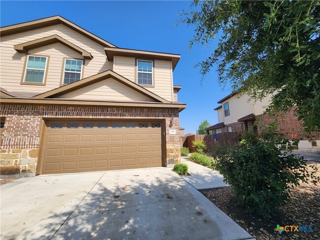 Photo - 565 Creekside Frst Townhome