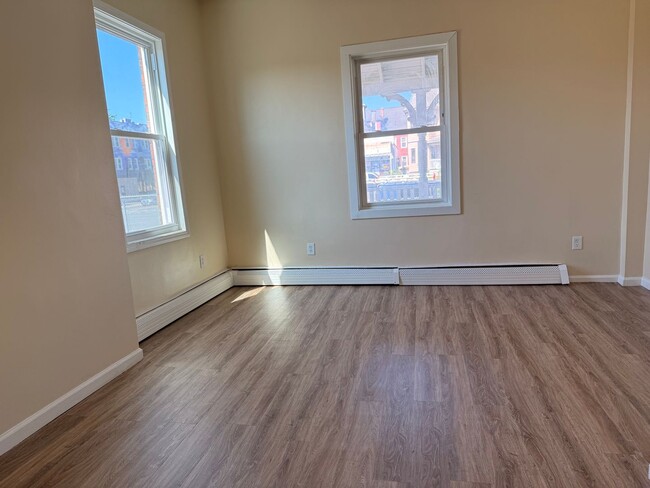 476 Wethersfield Ave Unit 1st Fl