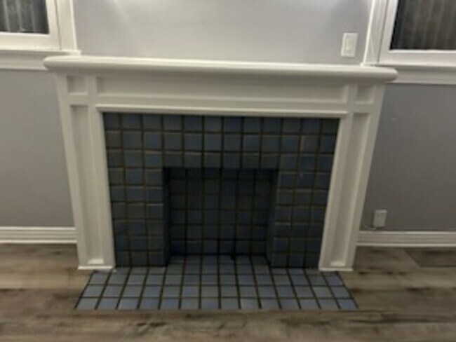 Photo - 1439-1441 West 53rd St. Unit 1441