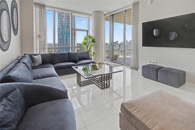 Photo - 851 NE 1st Ave Unit 3301