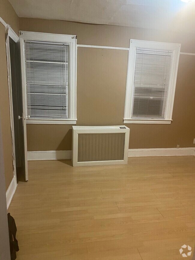 Queensborough Community College OffCampus Housing & Apartments