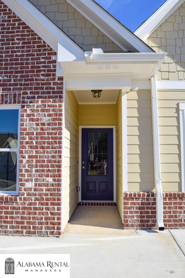 Photo - 839 Kent Dr