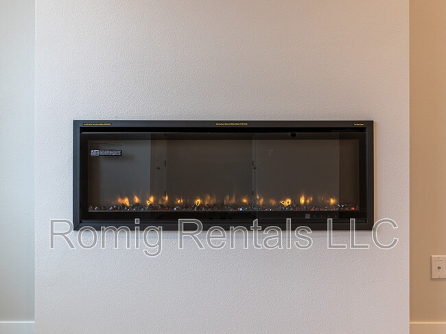 Photo - 18609 NE 44th Ave