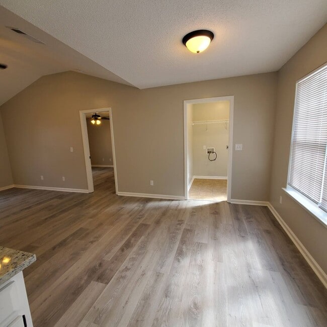 Photo - Southern Comfort Oasis: 3BR/2BA Rental Home in Valdosta, GA