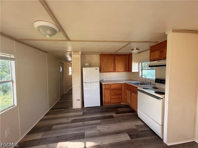 7838 Ebson Dr