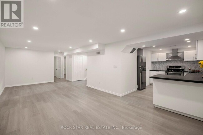 Photo - 60 Champlain Ave