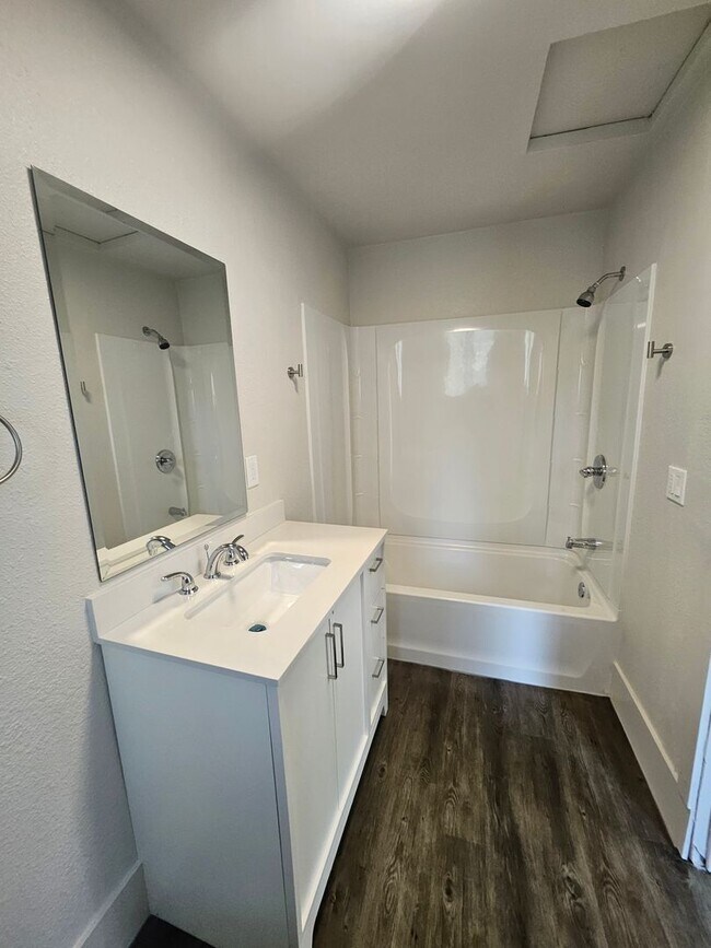 Cute Middleton Duplex Rental House Rental in Middleton, ID