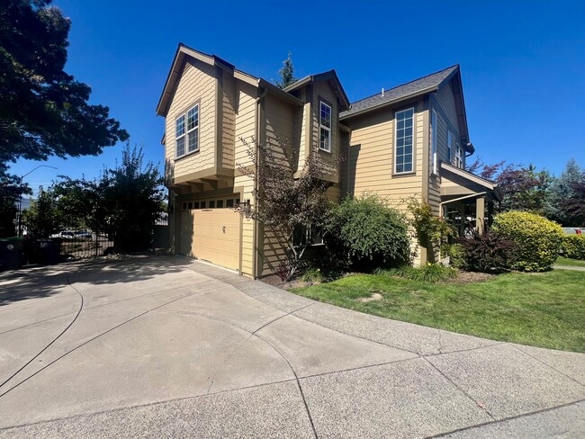 Photo - 3610 Jerome Ln