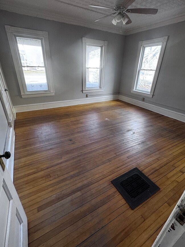 Photo - 220 Broad St Unidad 1