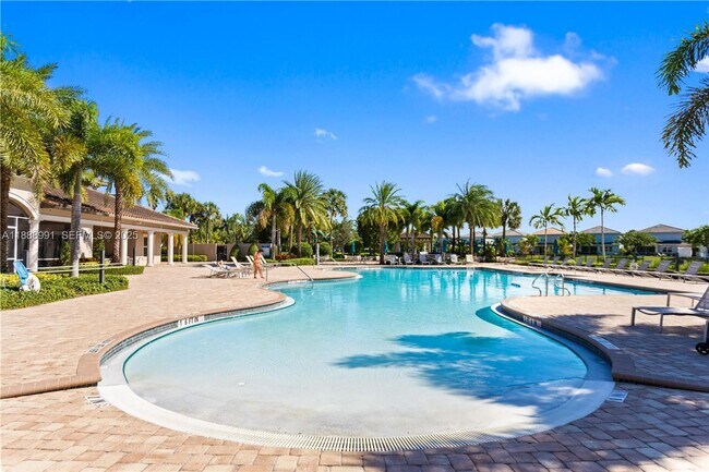 Photo - 4022 Large Leaf Ln