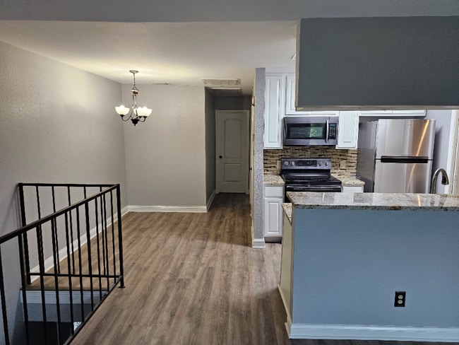 Photo - 2500 E Park Blvd