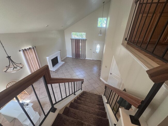 Photo - 200 Clearview Dr