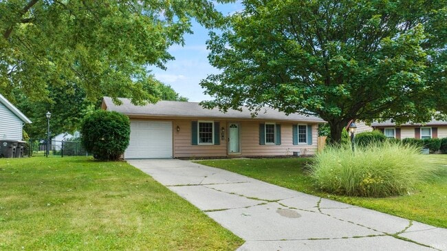 Photo - 2606 Sandarac Ln