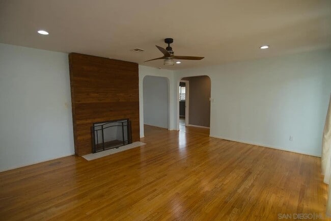Photo - 6124 Mary Ln Dr