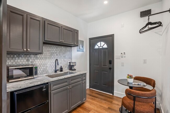 Photo - 5512 Texas St Unit 3