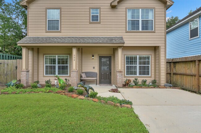 Photo - 592 Mosswood Dr