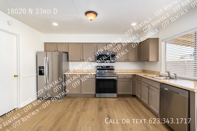 Photo - 18020 N 33rd Dr