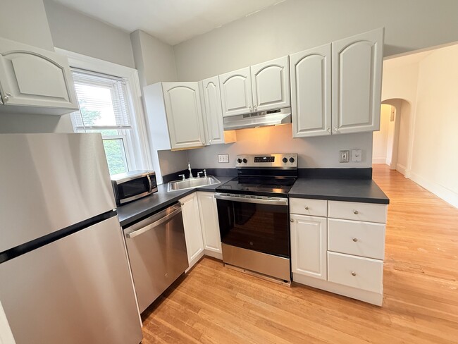 369 Tappan St Unit 12
