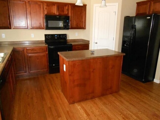 Photo - Beautiful 3 Bedroom 2 Bath Ranch-Style Home in SW Loveland!