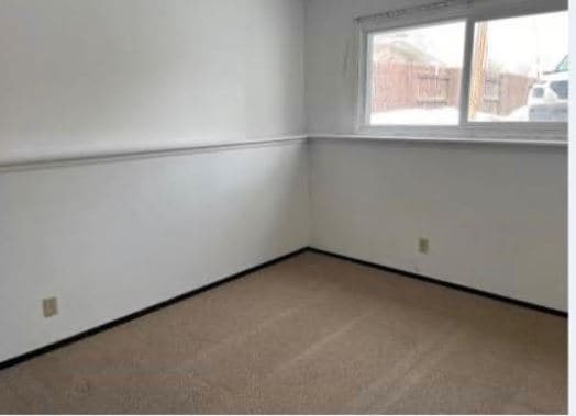 Photo - 3 bed 1.5 bath - Large unit - closer to Olds College Unit 11