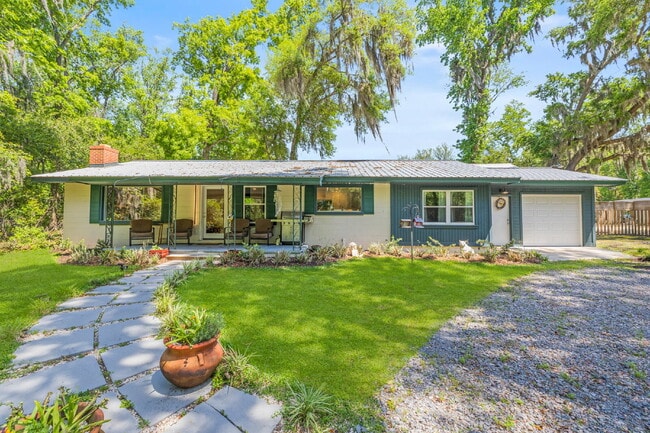 Photo - "Charming 3-Bedroom, 2.5-Bath Home Now Available for Rent!"