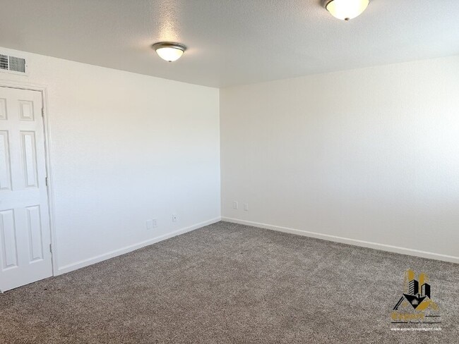 Photo - 7145 Bacchini Ave