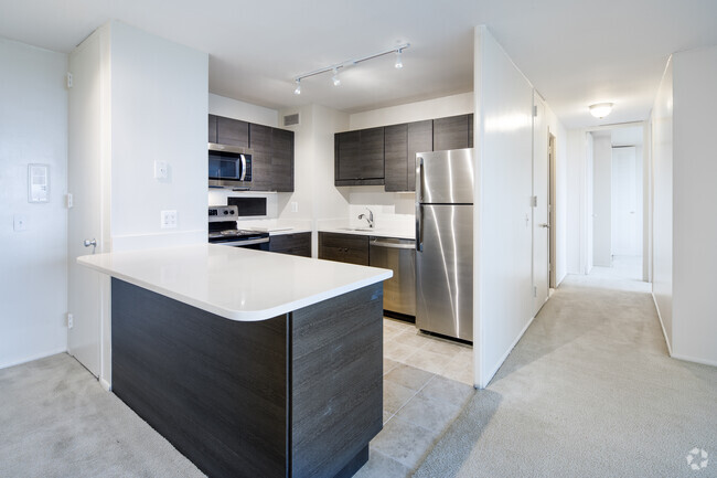 2 BR, 1 BA - Premium Upgrade - Huron Towers Apartments