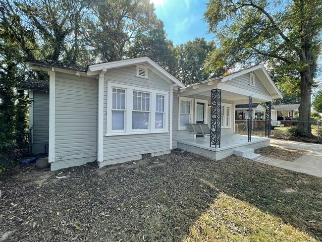 Photo - Cozy 3/1 House in South Rome- $1,095