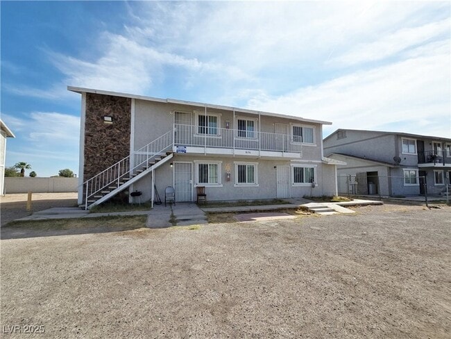 Building Photo - 1656 Stevens St Unit 3 Rental
