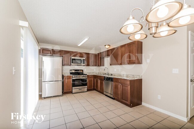 Photo - 3789 Huntwicke Blvd