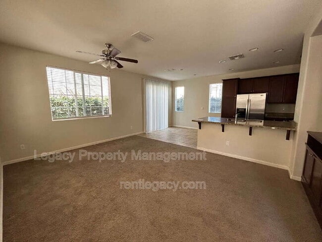 Photo - 1208 Impressionist Loop