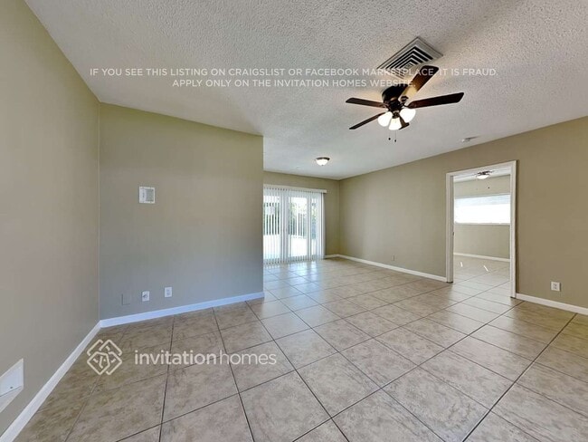 Photo - 2640 SW 8th St