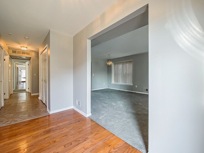 Photo - Bright and Spacious 2-Bed, 2-Bath Home in Lathrup Village!