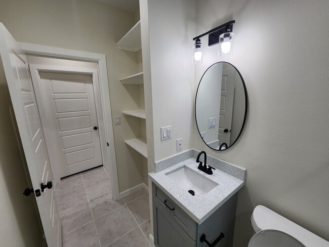 Photo - 238 W Levee St